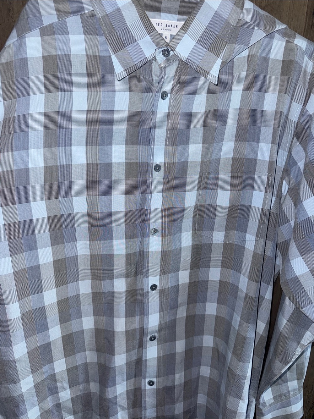 Ted Baker dress shirt 👔  ptp~ 24.5” length~ 30.5” shoulder 21”